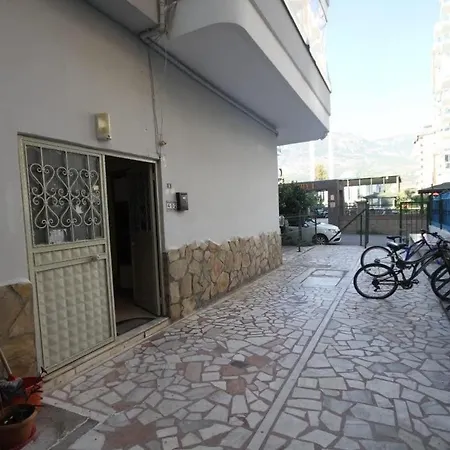 Kvartira Apartment *